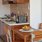 Breeza Living Apartment *