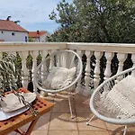 Breeza Living Apartment *