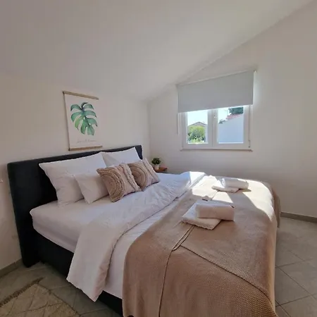 Seabreeze Apartment *