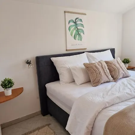 Breeza Living Apartment