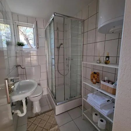 Breeza Living Apartment