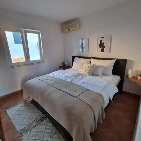 Seabreeze Apartment Rogoznica (Sibenik-Knin)