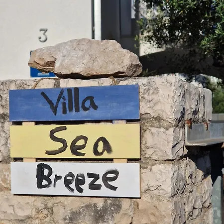 Seabreeze Apartment