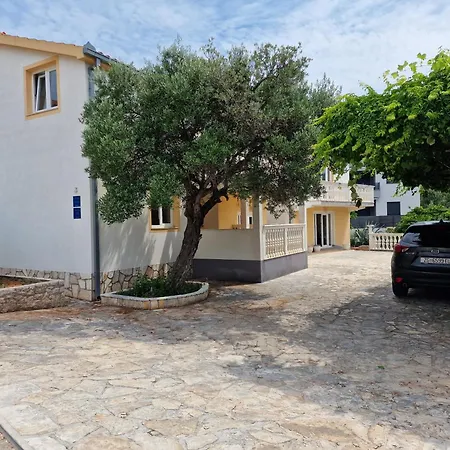 Seabreeze * Rogoznica (Sibenik-Knin)