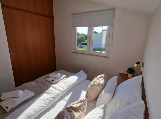 Seabreeze * Rogoznica (Sibenik-Knin)